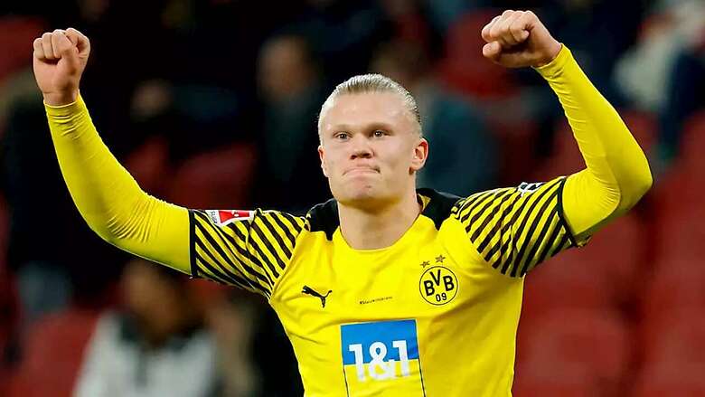 Haaland habría comunicado al Borussia Dortmund que hará efectiva su cláusula de salida, la cual ronda los 79 millones de euros