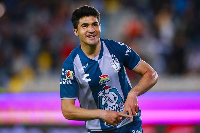 El argentino Nicolás Ibáñez anotó el primer gol de los Tuzos ante Gallos Blancos. Foto: Mexsport