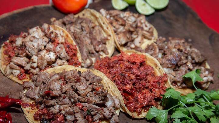 https://tacos-catiels.negocio.site/?utm_source=gmb&utm_medium=referral