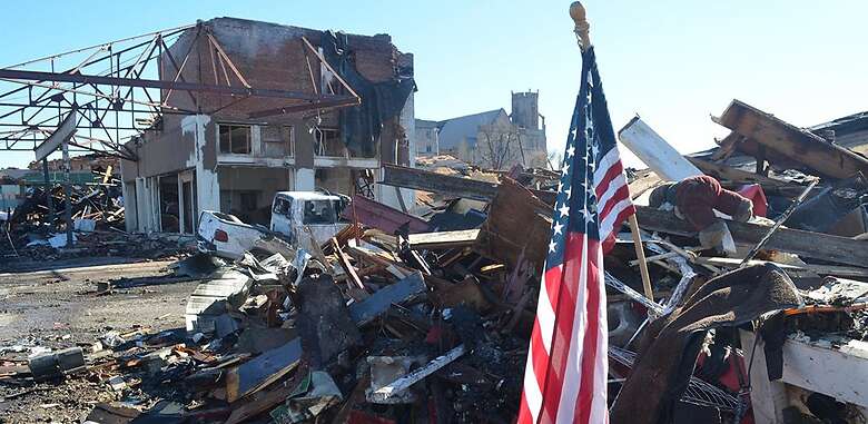 El medio oeste de Estados Unidos fue azotado por más de 30 tornados. Foto: Agencia EFE