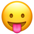 Emoji U+1F61B Cara sacando la lengua