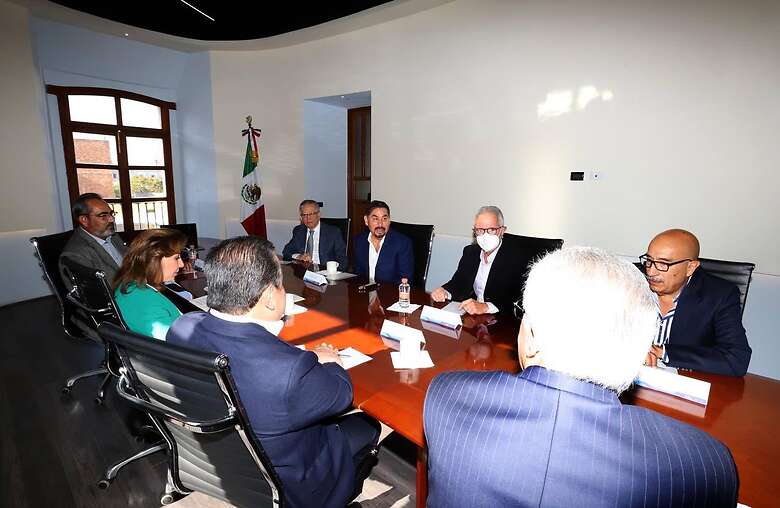 Los expertos coincidieron en la necesidad impostergable de atender la avenida 5 de febrero