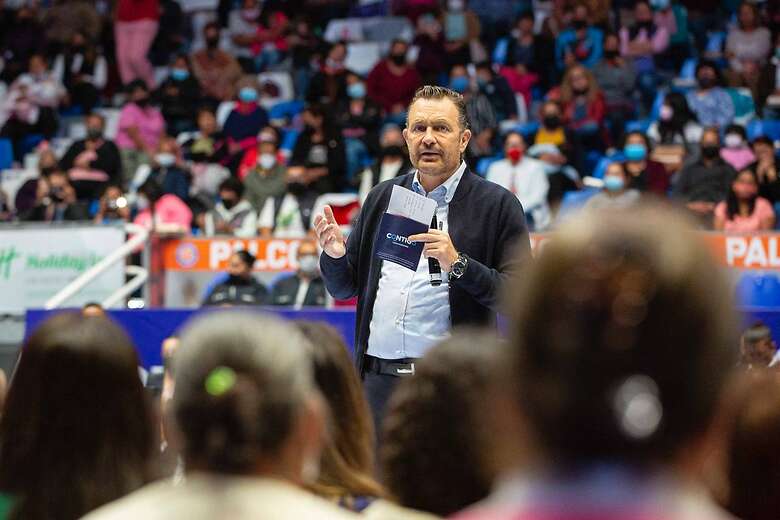 Las mujeres son el motor para mover la economía, los valores, la educación y el progreso de nuestro estado, afirmó el gobernador, Mauricio Kuri González