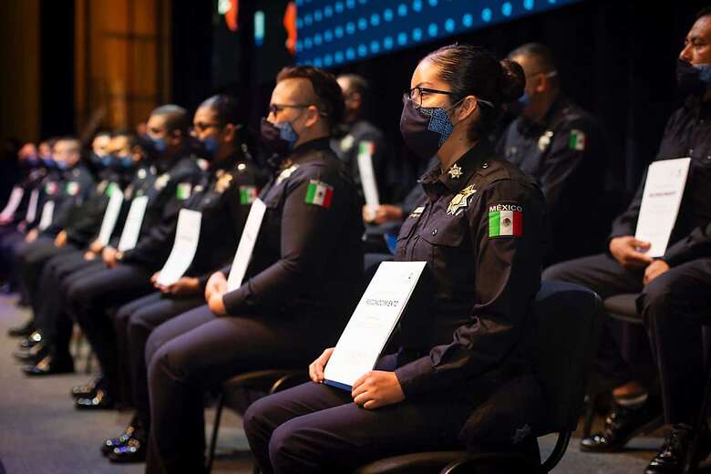 Durante el evento, se otorgaron 10 reconocimientos a la Perseverancia, 12 al Mérito, 50 a la Eficiencia y 14 al Valor Policial