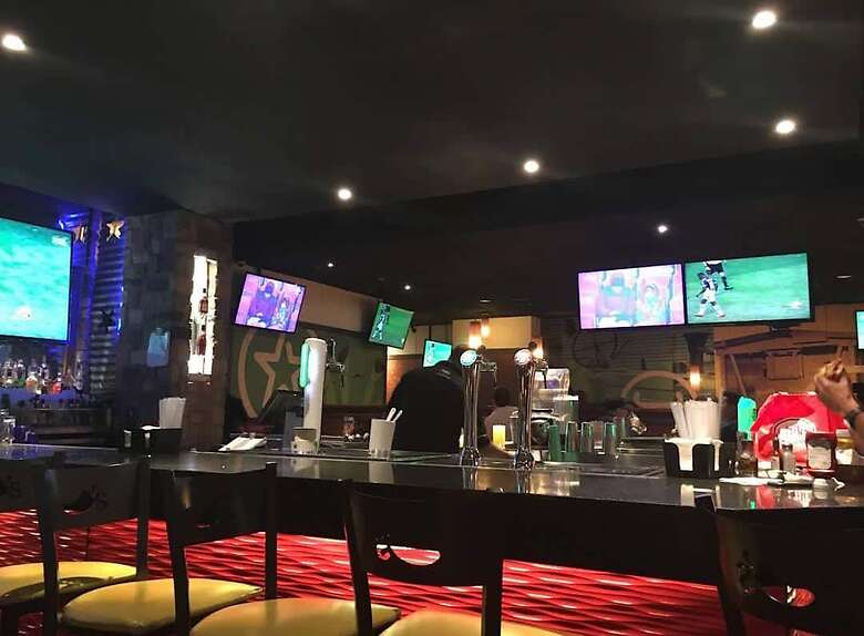 https://chilis.com.mx/queretaro/inicio