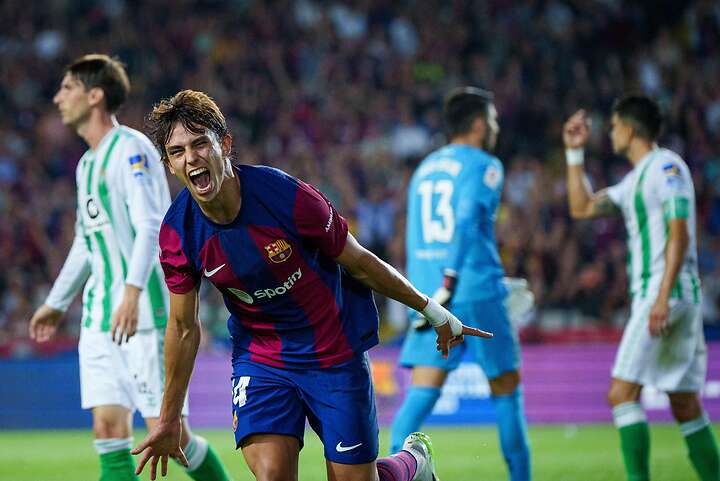 Ante el Betis, la oncena de Xavi dio una de las mejores exhibiciones de la temporada, la llegada de los dos Joao potenció una plantilla que sueña con la UCL