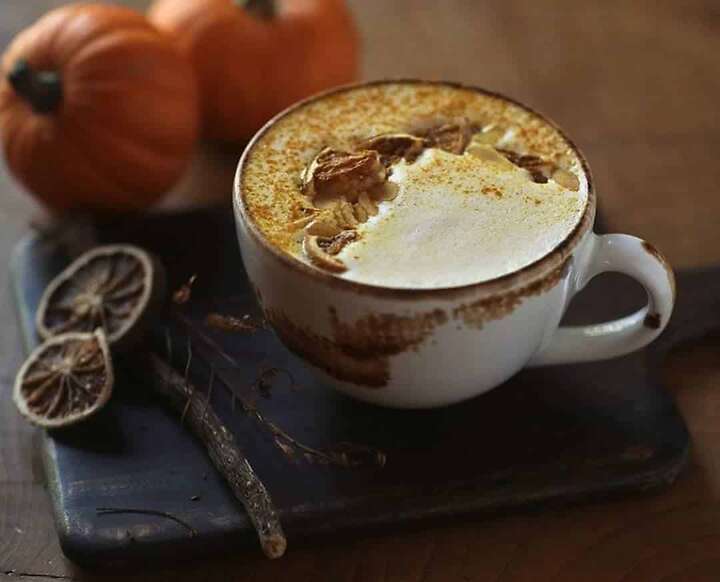 https://www.facebook.com/micaelacocinacafe/