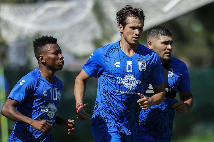 El equipo regresó a los entrenamientos en el CEGAR el 9 de noviembre