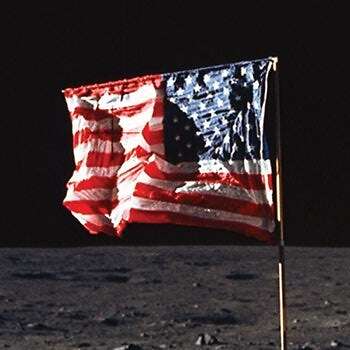 La bandera ondeante