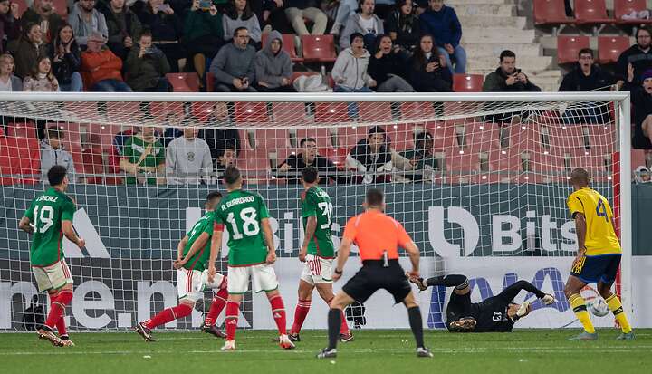 Svanberg aprovechó la segunda jugada para, con un disparo preciso de pierna derecha, vencer a Guillermo Ochoa