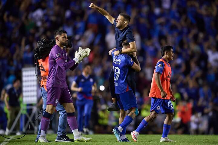 Martín Anselmi con Cruz Azul: 21 partidos; 12 victorias, 4 empates y 5 derrotas.
