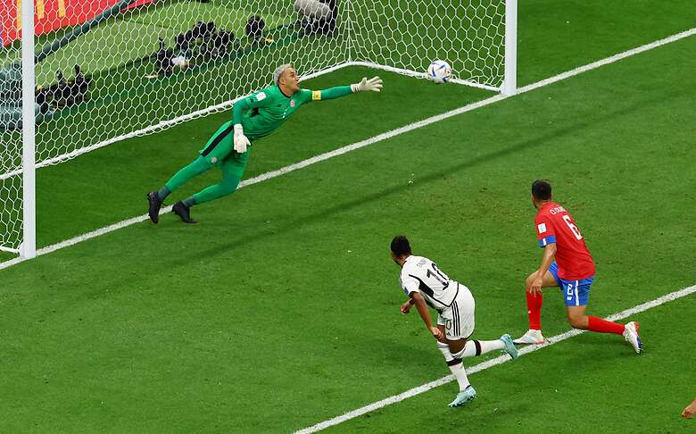 al minuto 9' Serge Gnabry abrió el marcador