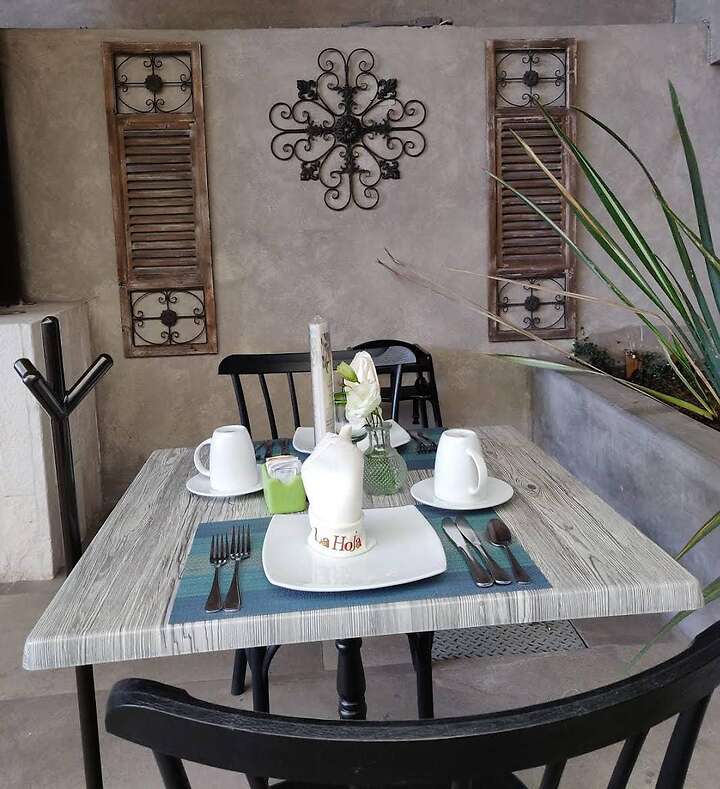 http://www.lahoja.com.mx/