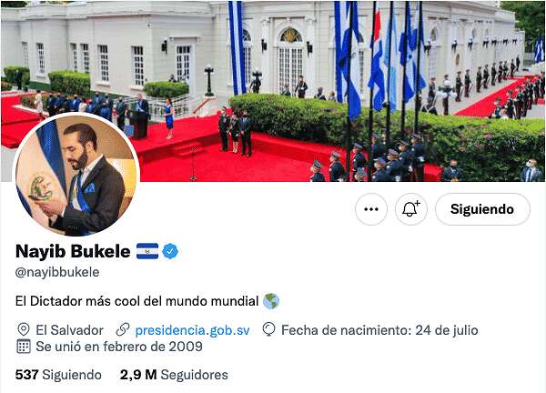 En su cuenta oficial de Twitter, el presidente Nayib Bukele se autoproclamó como "dictador de El Salvador". Foto: Especial