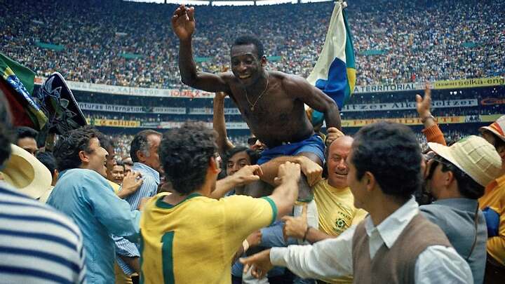 Pelé se consagró tricampeón del mundo en el Estadio Azteca