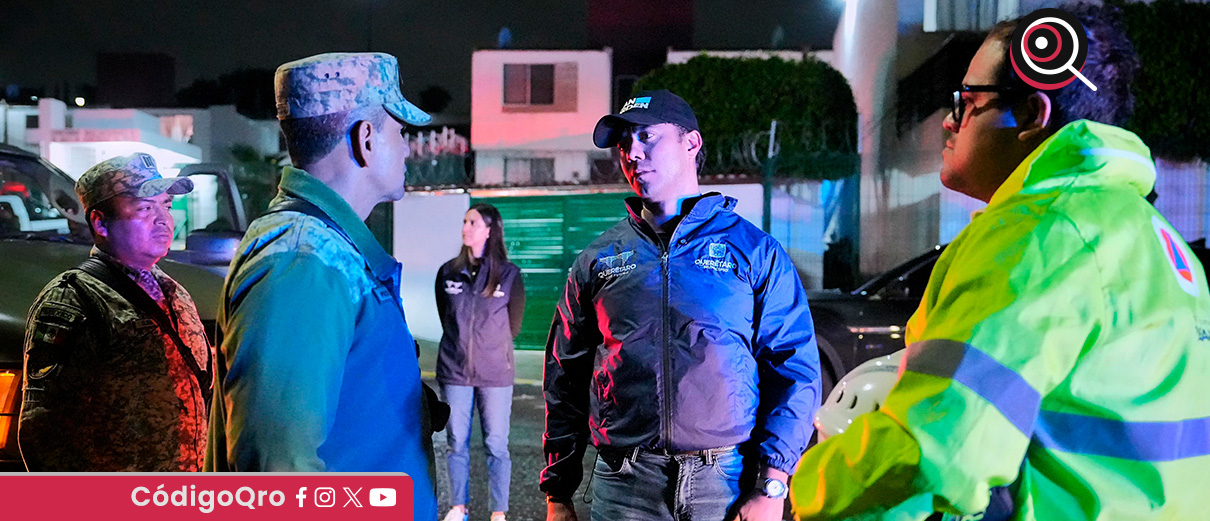 El presidente municipal de Querétaro, Felifer Macías, supervisó las afectaciones por lluvias en el norte de la capital. Foto: Especial