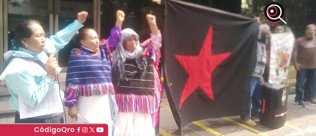 Pobladores de Santiago Mexquititlán presentaron una queja ante la DDHQ. Foto: Especial