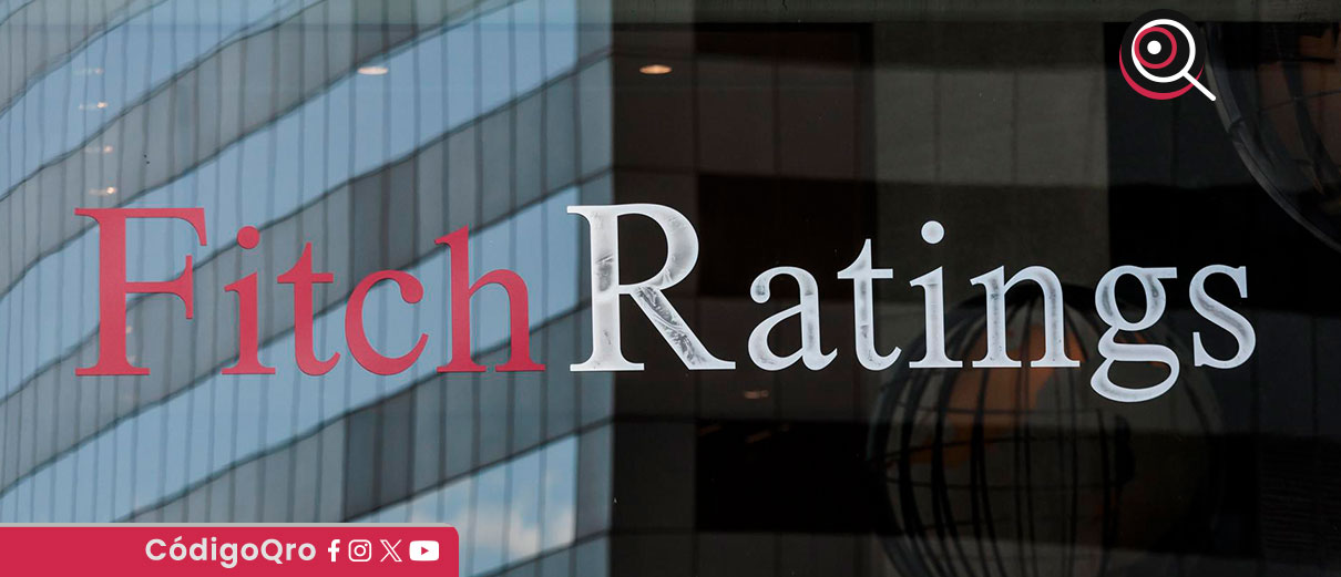Fitch destacó que, al momento del retiro, las calificaciones reflejaban un riesgo de incumplimiento “muy alto” frente a otros emisores en el país / Foto: Agencia EFE