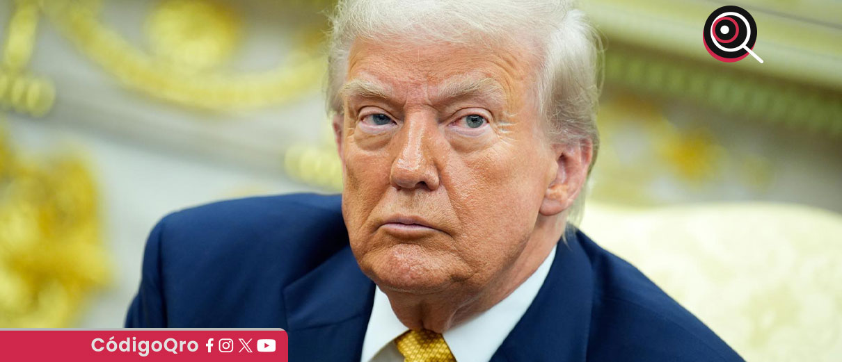 Trump ha acusado a sus opositores de querer desviar la atención del tema de Epstein y reiteró que la verdadera noticia es cómo fue víctima de una conspiración desde los niveles más altos del Gobierno anterior / Foto: Agencia EFE