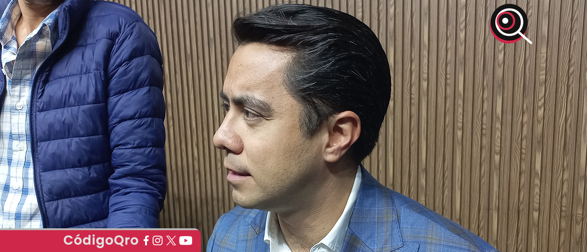 El presidente municipal de Querétaro, Felifer Macías, habló sobre el doble homicidio en avenida Zaragoza. Foto: Mónica Gordillo
