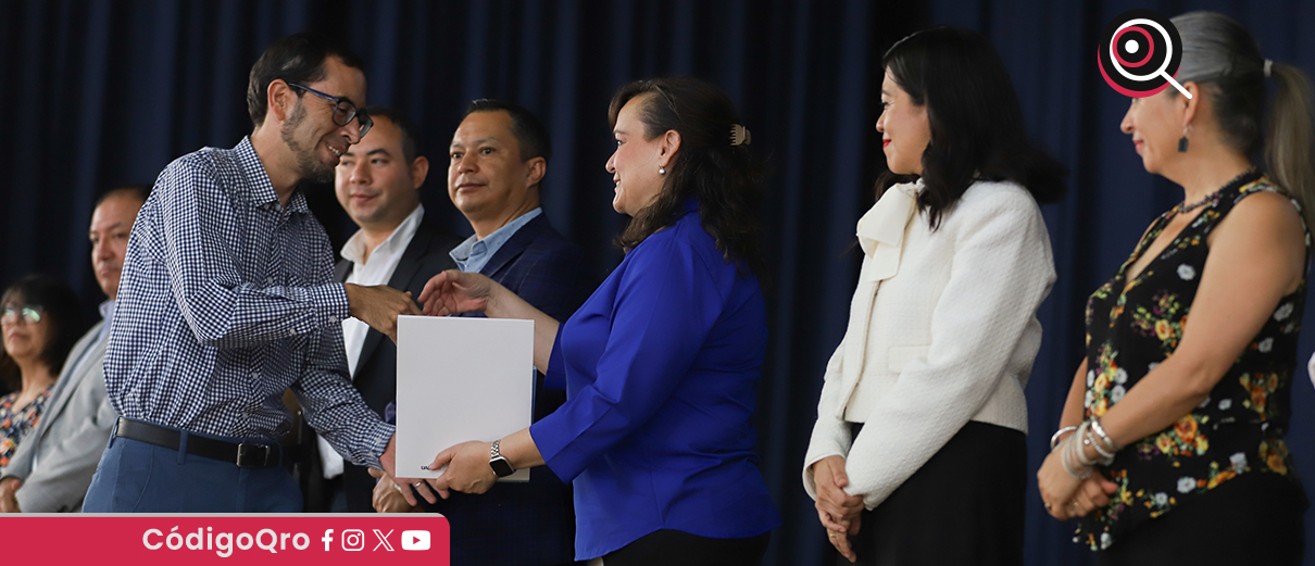 La rectora de la UAQ, Silvia Amaya Llano, inauguró la primera edición de la Feria de Vinculación. Foto: Especial