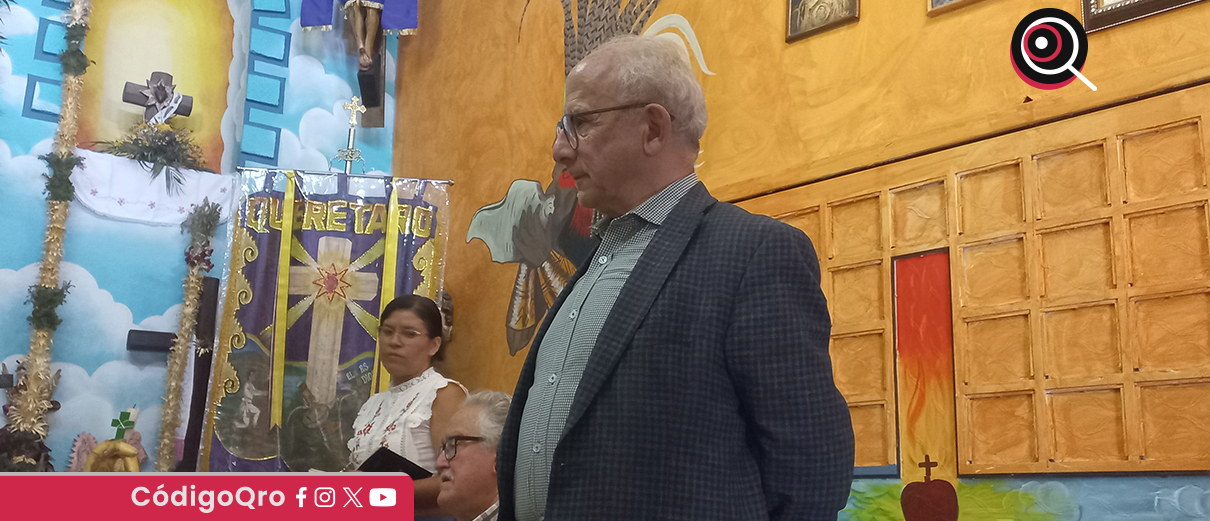 El extitular del INAH, Diego Prieto, sostuvo una reunión con habitantes de San Francisquito. Foto: Mónica Gordillo