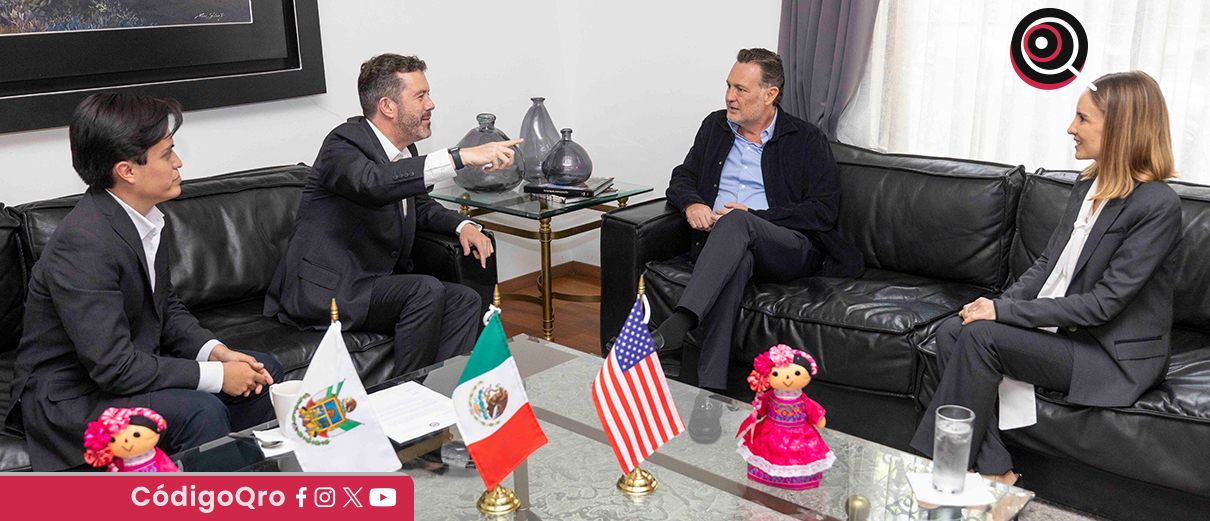 El gobernador de Querétaro, Mauricio Kuri, se reunió con el político estadounidense Larry Rubin. Foto: Especial