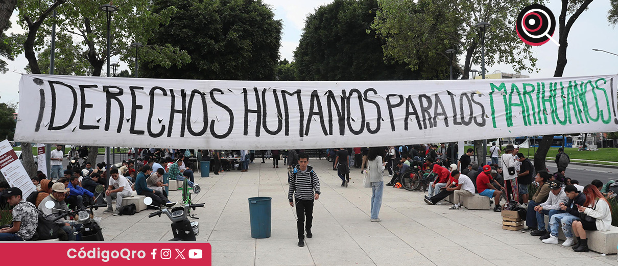 El Gobierno de la Ciudad de México ha implementado paraísos para fumar marihuana. Foto: Agencia EFE