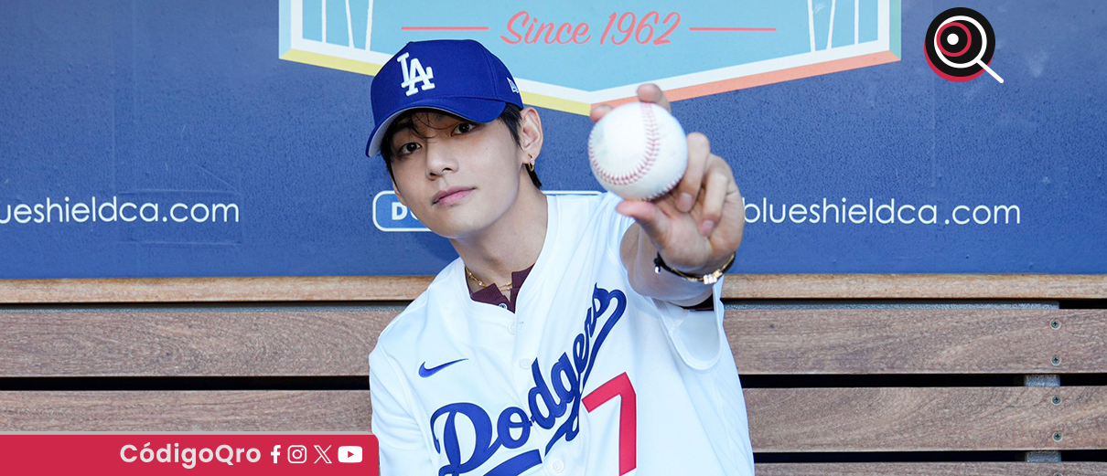 V, figura de BTS, lanzó la primera bola en el Dodger Stadium. Foto: Especial