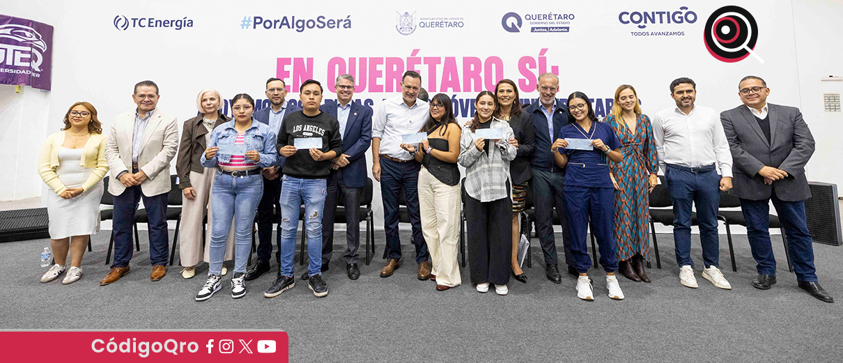 El gobernador Mauricio Kuri entregó apoyos del programa Becas TC Energía Construyendo Comunidades Sólidas 2025. Foto: Especial