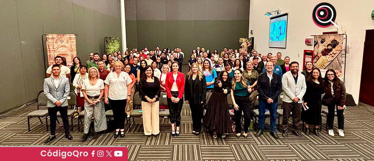 La secretaria de Turismo de Querétaro, Adriana Vega Vázquez Mellado, inauguró el Foro de Innovación y Sinergia Turística 2025 / Foto: Cortesía