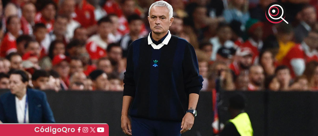 Fenerbahçe anunció este viernes la destitución de José Mourinho como entrenador de su primer equipo, un año después de su llegada / Foto: Cortesía