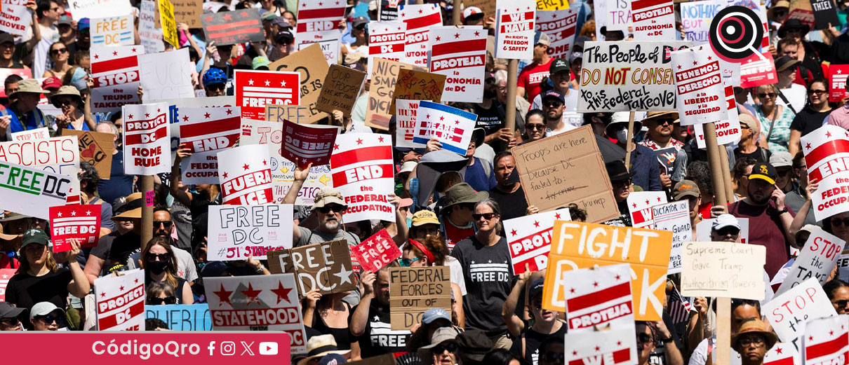 Cientos de residentes de Washington, capital de Estados Unidos, salieron este sábado a protestar por el acoso y la detención de migrantes y personas sin hogar / Foto: Agencia EFE