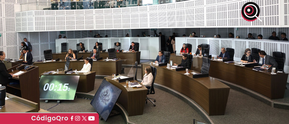 Al recibir el cuarto informe del Poder Ejecutivo del Estado, los representantes populares de las fuerzas políticas en el Congreso Local difirieron sobre la realidad vigente en Querétaro / Foto: Cortesía