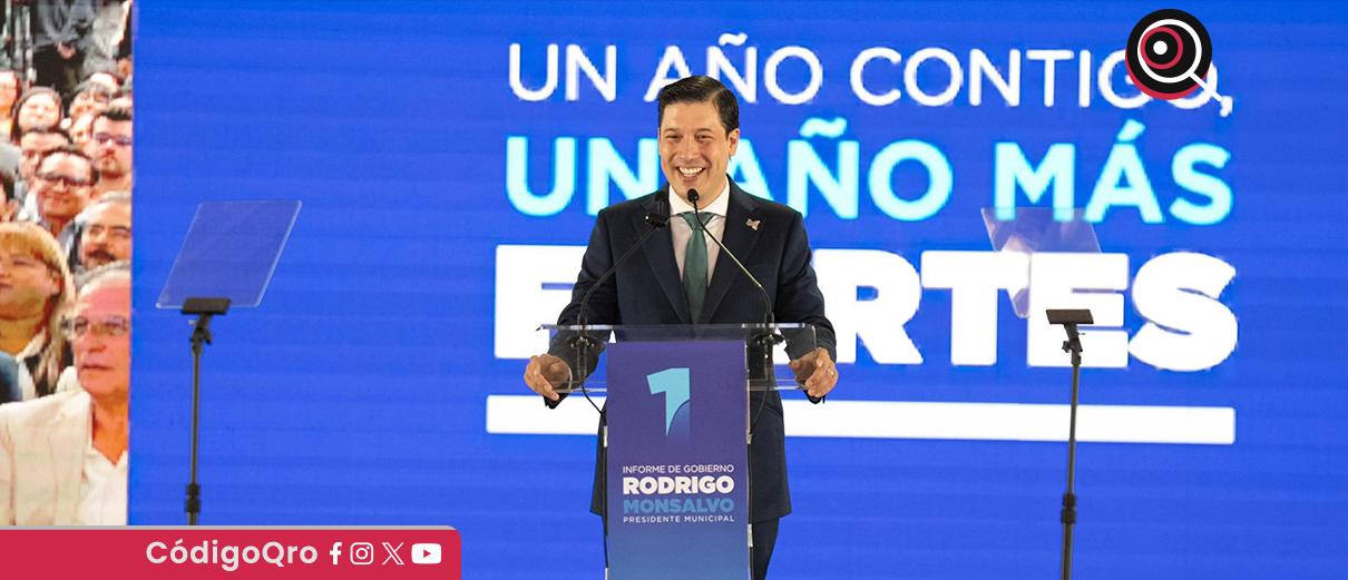 El presidente municipal de El Marqués, Rodrigo Monsalvo, rindió su primer informe de gobierno. Foto: Especial