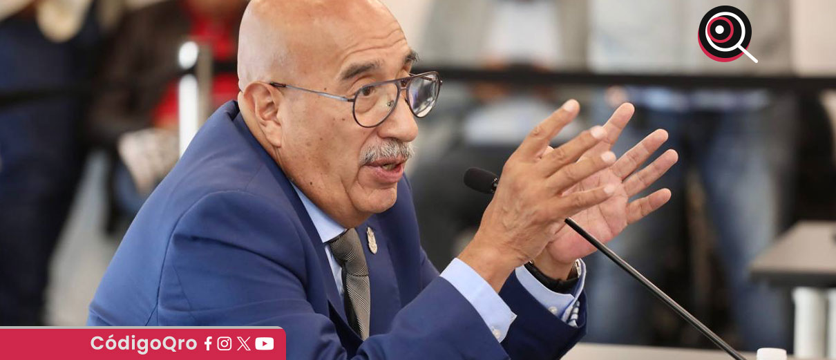 José Pío X Salgado, titular de Obras Públicas de Querétaro, expuso ante la Legislatura acciones en salud, movilidad, infraestructura y seguridad realizadas durante el cuarto año del gobierno estatal / Foto: Cortesía