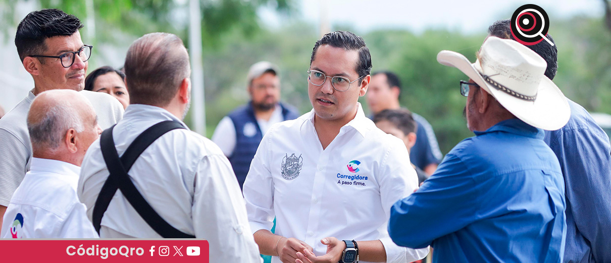 El presidente municipal de Corregidora, Chepe Guerrero, visitó la comunidad de Arroyo Hondo. Foto: Especial