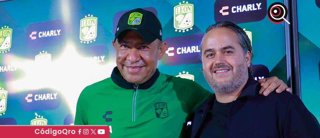 &quot;Nacho&quot; Ambriz regresó al banquillo del Club León. Foto: Agencia EFE