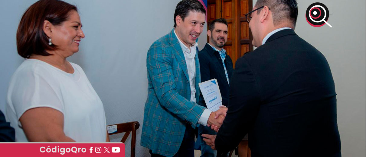 Durante la ceremonia, el alcalde destacó que este nuevo órgano tendrá la responsabilidad de preservar el patrimonio documental y la memoria histórica de la demarcación / Foto: Cortesía