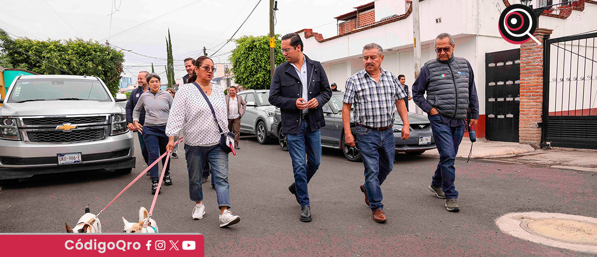El presidente municipal de Corregidora, Chepe Guerrero, entregó obras de rehabilitación de calles en Villas Campestre. Foto: Especial