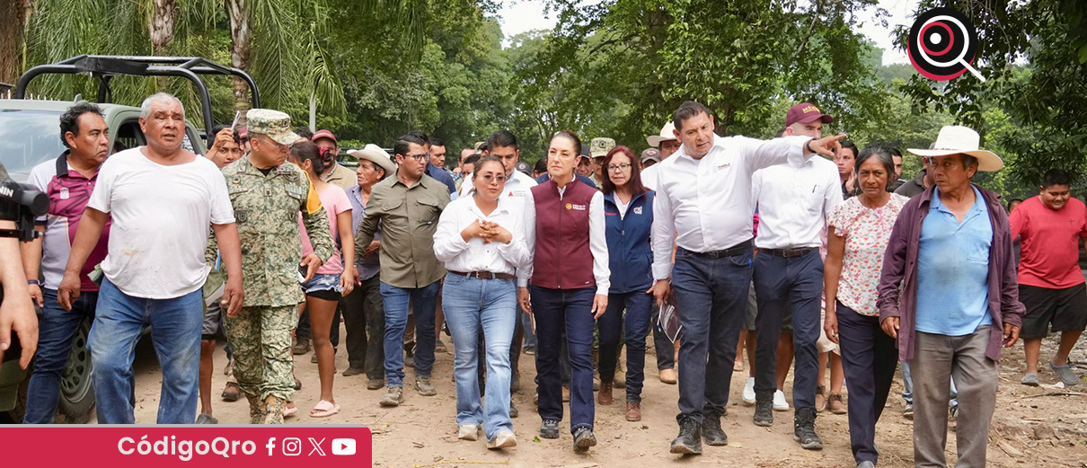 La presidenta Claudia Sheinbaum recorrió las zonas afectadas por lluvias en Puebla