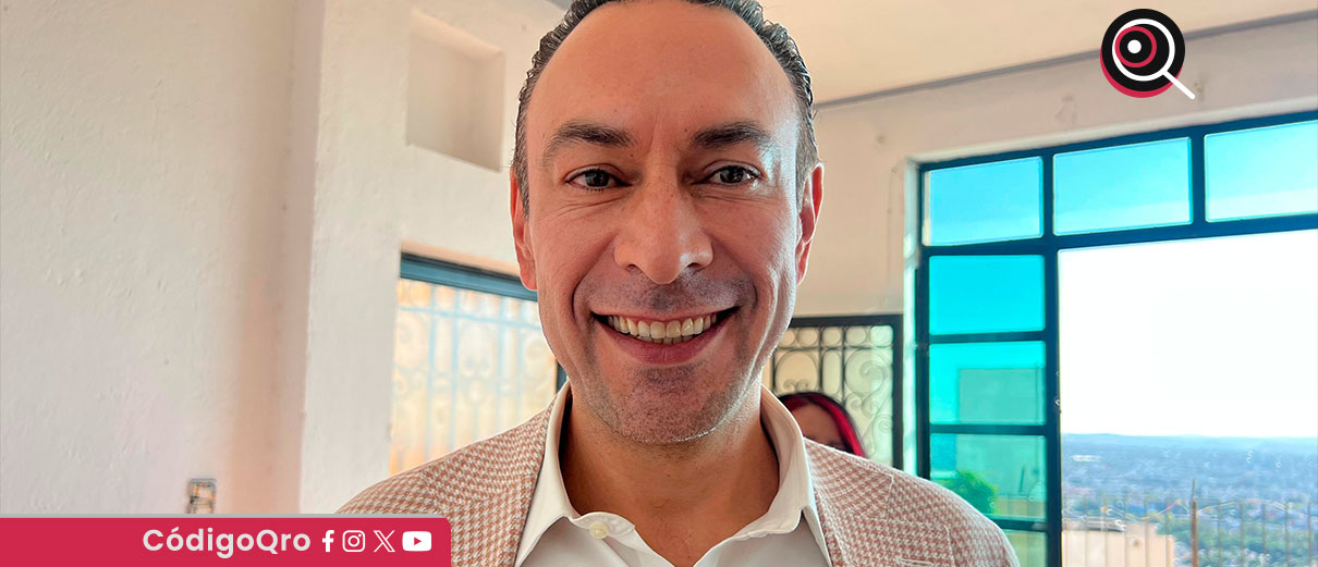 Iniciativa del aborto, Arturo Maximiliano