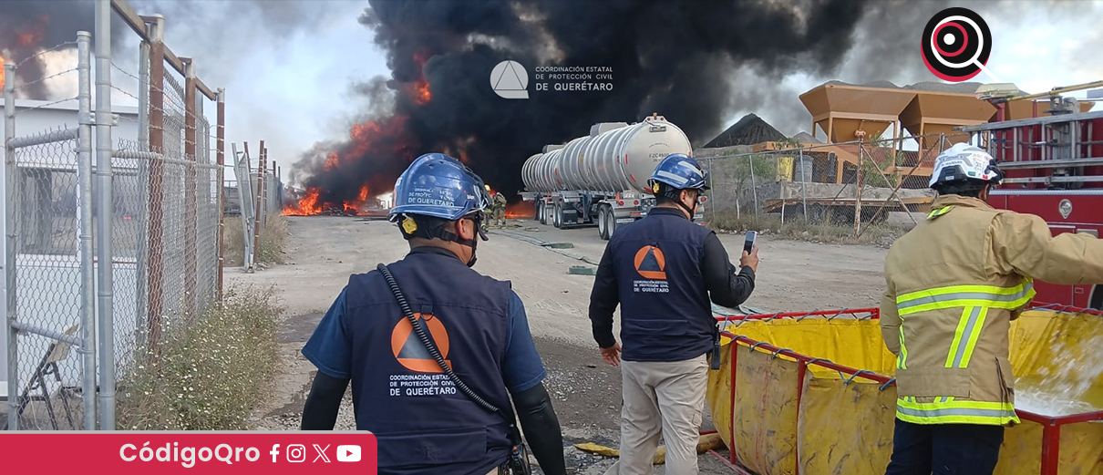 Investigan incendio de una pipa de combustible