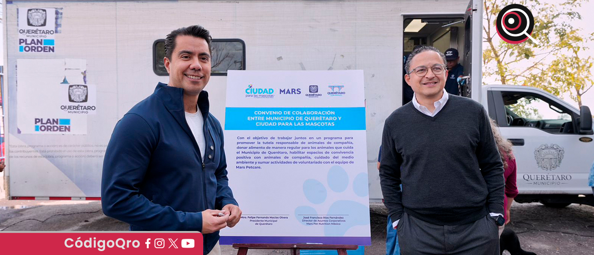 El presidente municipal de Querétaro, Felifer Macías, firmó un convenio con Ciudad de las Mascotas