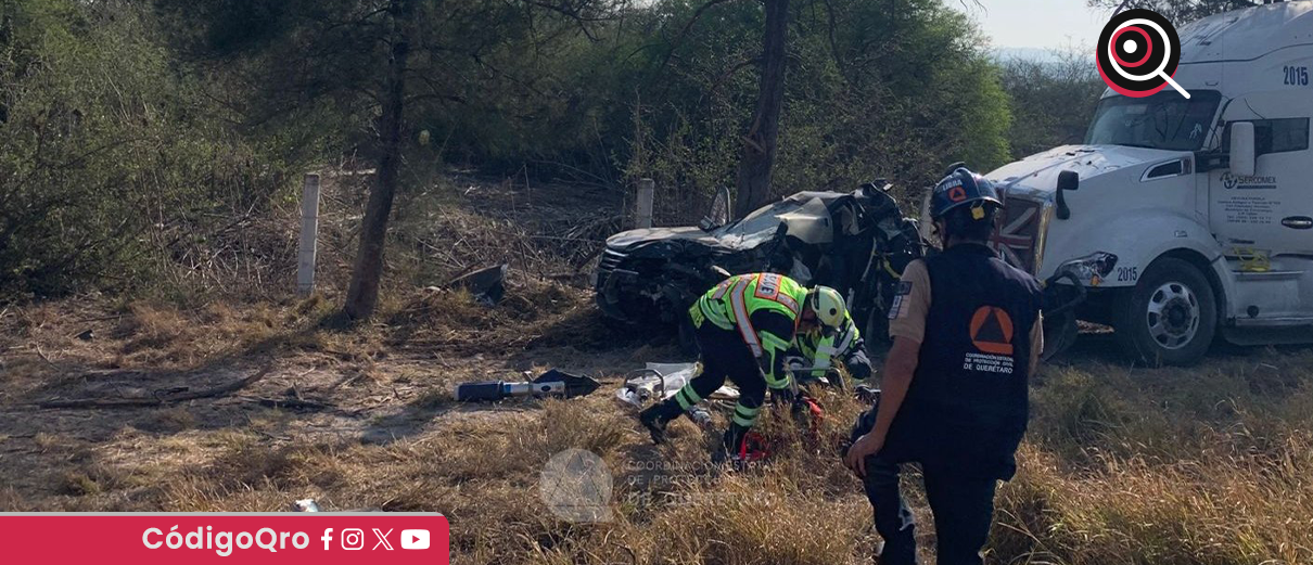 Accidente vehicular a la altura de Ciudad Maderas deja tres personas lesionadas