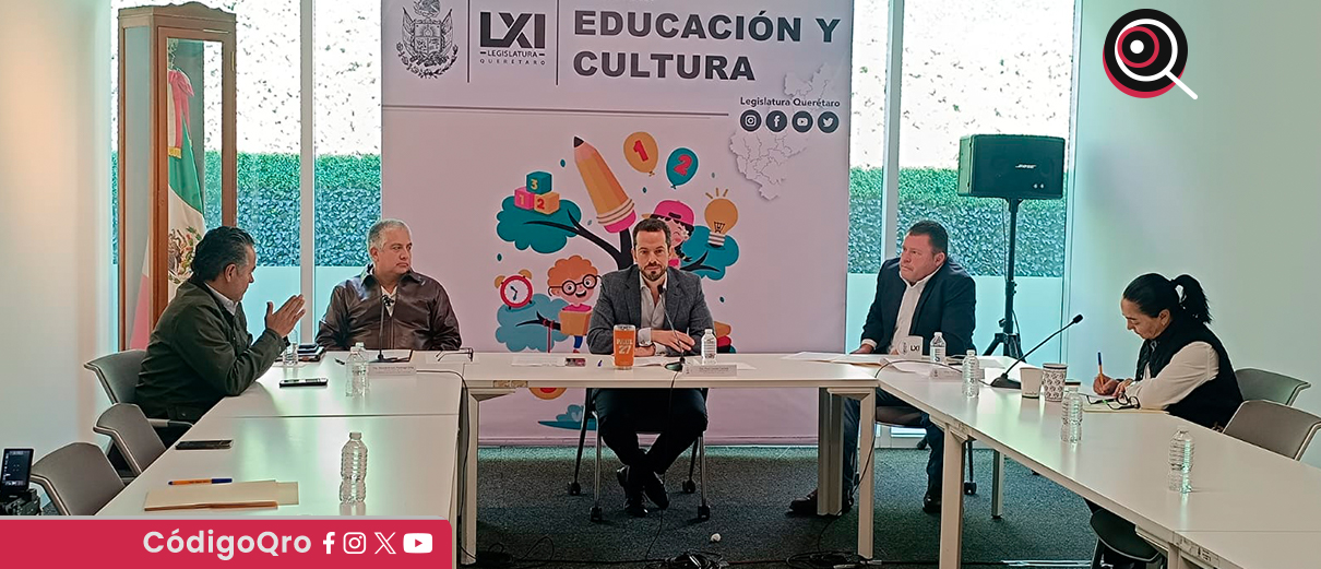 Avalan reforma para atender deserción escolar por embarazo o paternidad