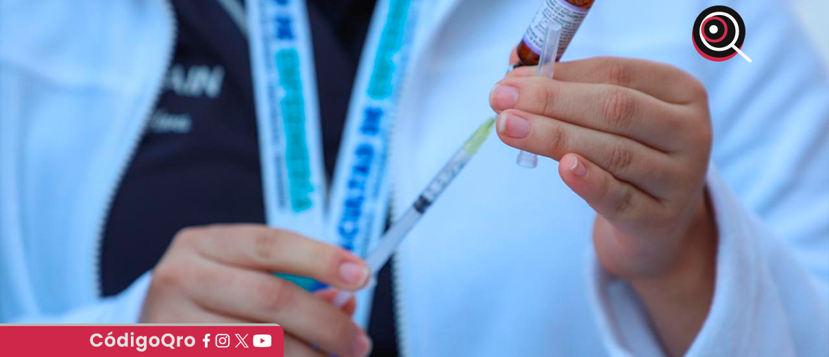 UAQ realiza campaña de vacunación preventiva entre la comunidad universitaria