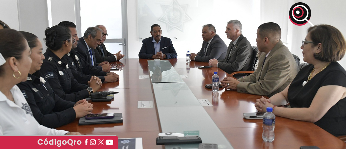 Corregidora, Laredo, Texas, seguridad,