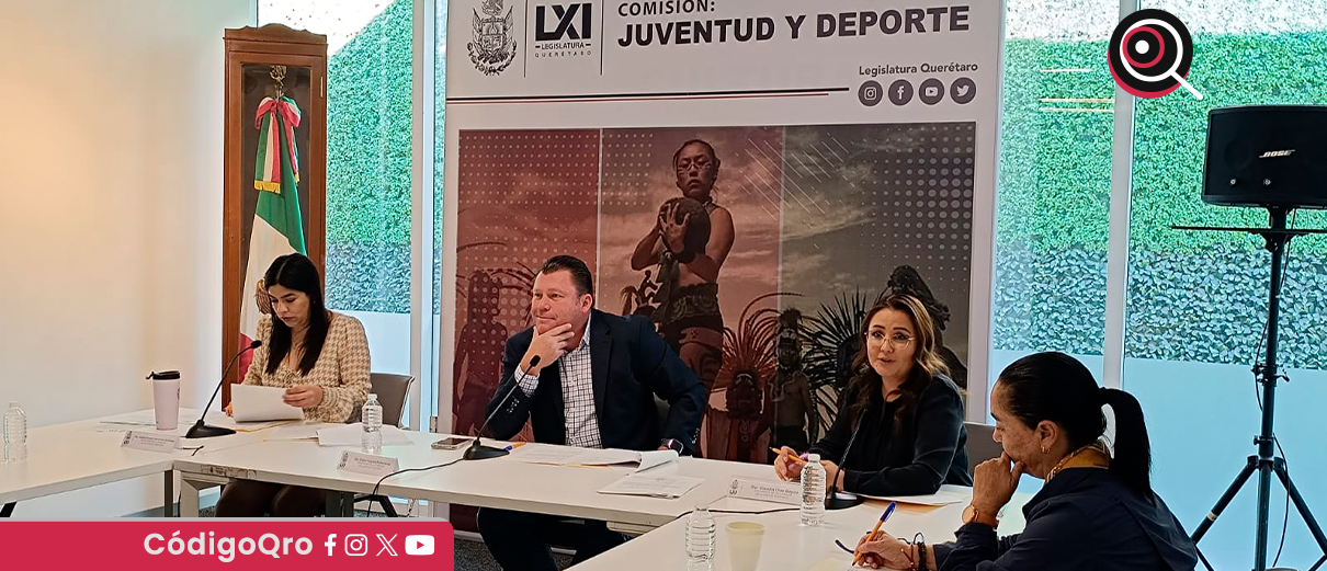 Morena pide a aspirantes retirar espectaculares y bardas