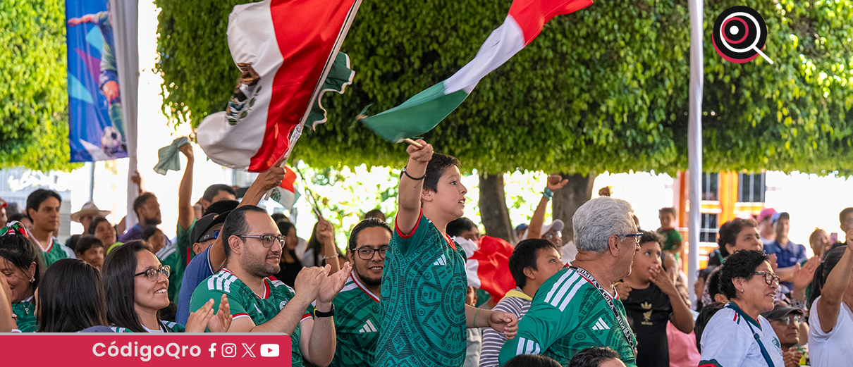 Cientos de personas en El Marqués vieron el partido entre México y Sudáfrica